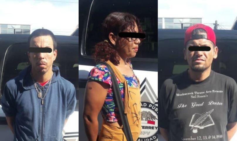 Los detenidos fueron identificados como  Cruz Alejandro O., de 36 años; Erick C., de 38, y a Diana María L., de 39.