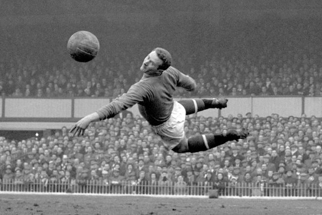 Harry Gregg, ex portero del Manchester United (AP)