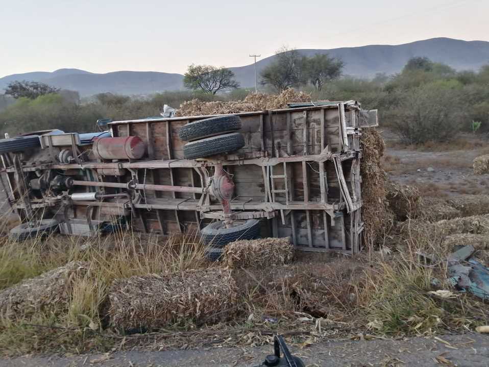 De acuerdo al peritaje, se indicó que la responsable del choque fue el conductor de la camioneta Chevrolet Ventur en la cual viajaban las dos personas