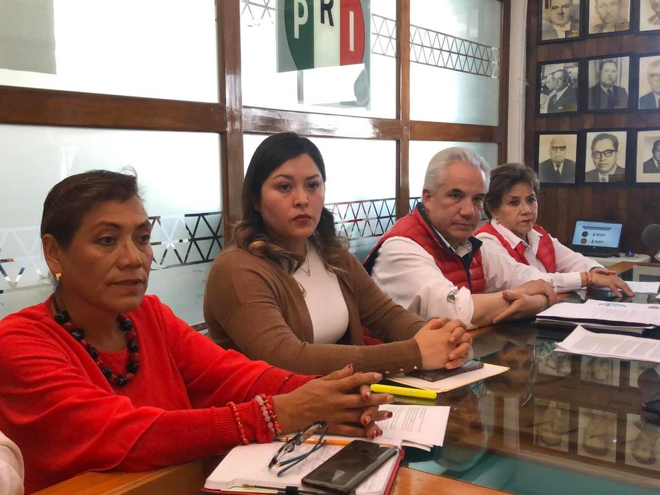 El presidente del Comité Directivo Estatal del PRI, Noé Rodríguez, deploró la política del Gobierno de la República de desmantelar esquemas institucio