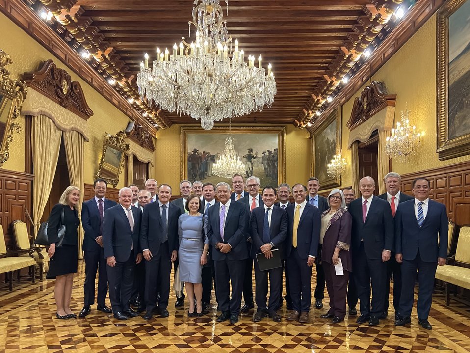 AMLO y directivos de empresas de Estados Unidos (lopezobrador_)