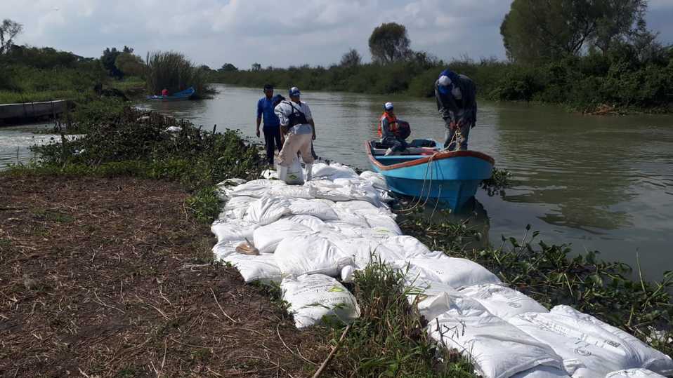 Pondrán costales de arena en dique El Camalote para evitar fuga de agua dulce (Foto/Pablo Reyes)