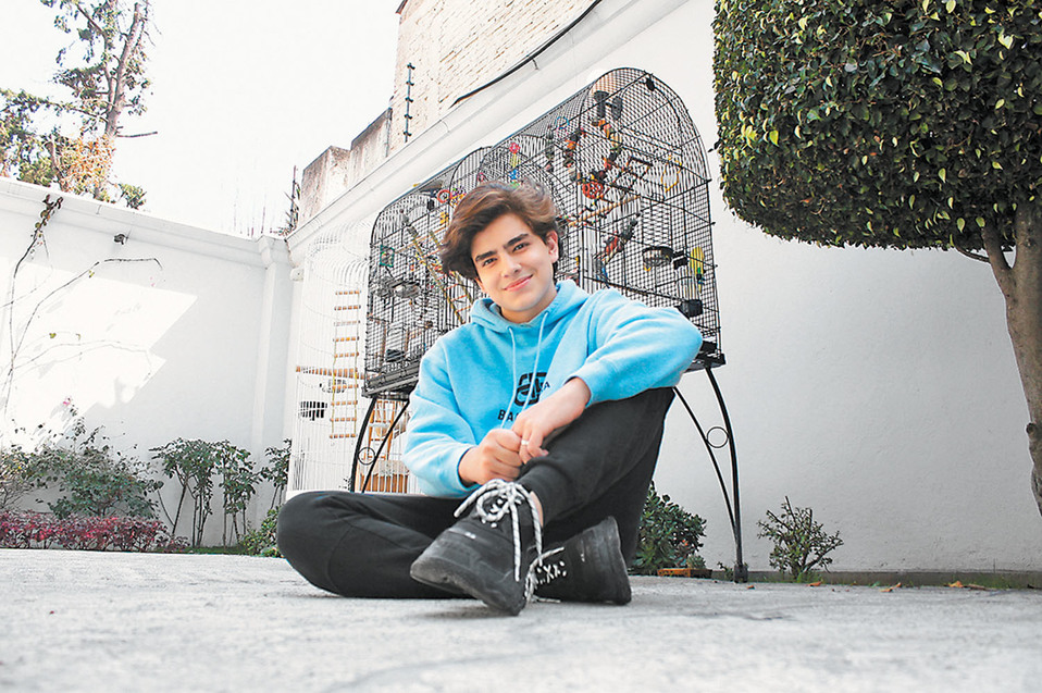 Mantiene su estilo juvenil. (Alfonso Manzano)