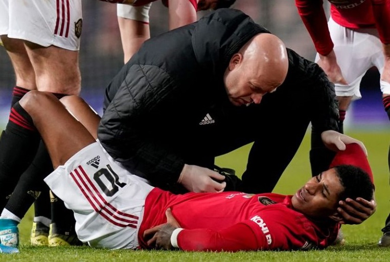 Marcus Rashford sufre lesión ante los Wolves en FA CUP (Reuters)