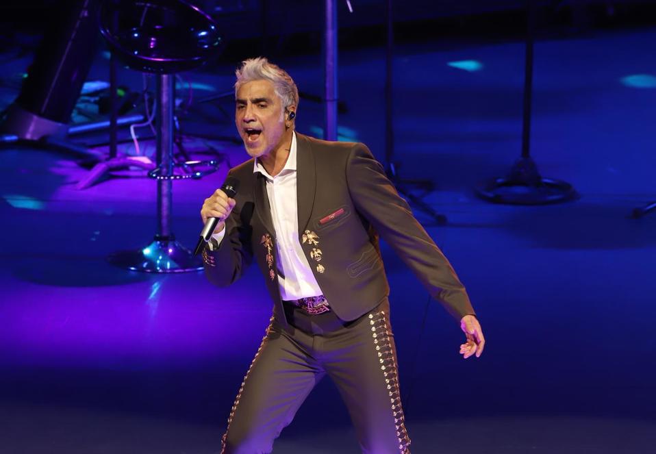 Alejandro Fernández en el Auditorio Nacional (Edgar Negrete).