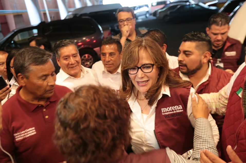 Se reunió con militantes en la capital mexiquense. (Iván Carmona)