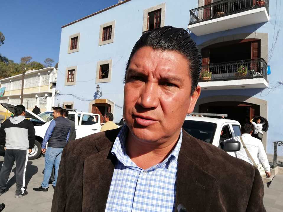 Es complicado prohibir el uso de pólvora en el carnaval de Nativitas, aseguró el edil Oscar Murias Juárez. (Especial)