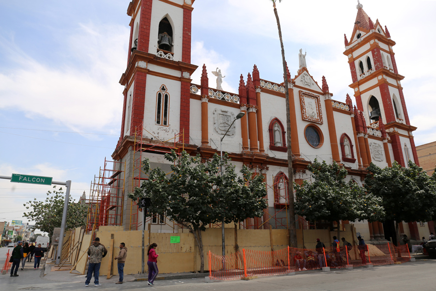 Aunque fueron delimitadas algunas zonas del inmueble se seguirá usando de manera regular. (Mauricio Román)