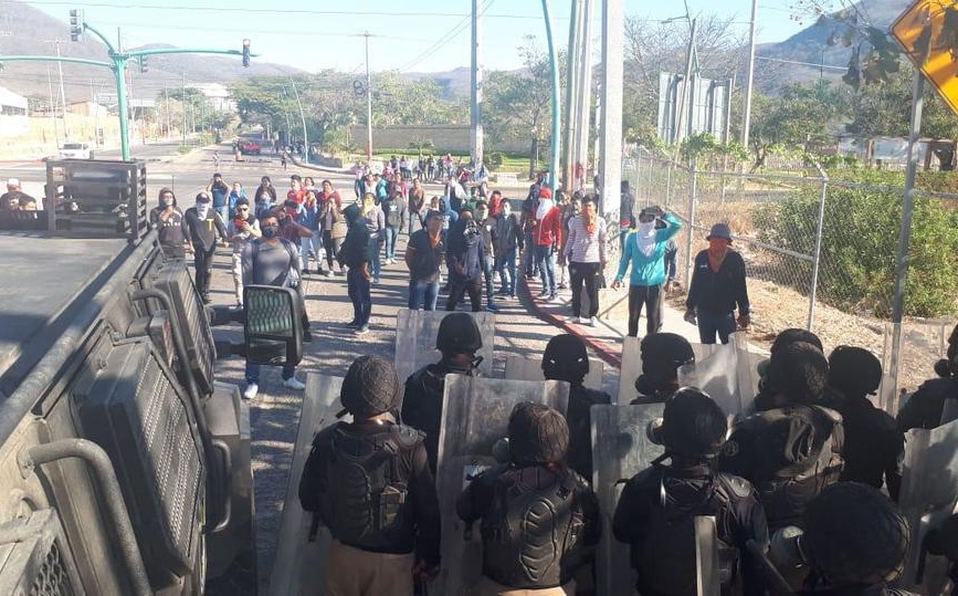El enfrentamiento dejó al menos 10 heridos.