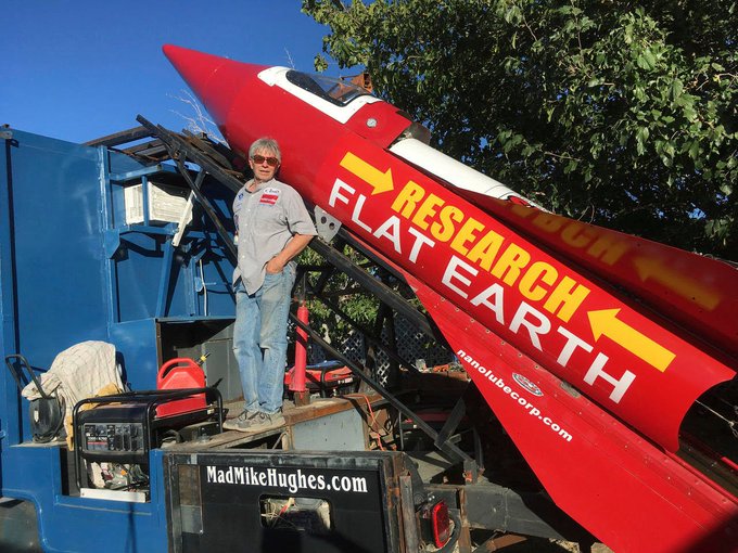 Michael Hughes falleció en California por la explosión del cohete. (Especial)
