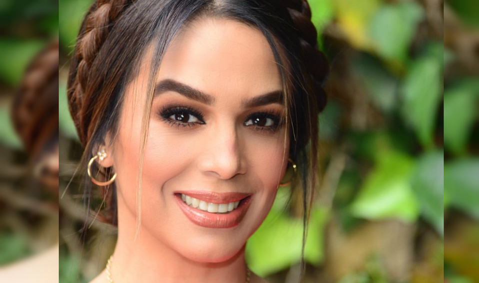 Bibi Gaytán vuelve a Televisa (Instagram).
