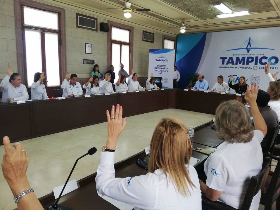 Sesión de Cabildo en Tampico. (Jesús Alberto García)