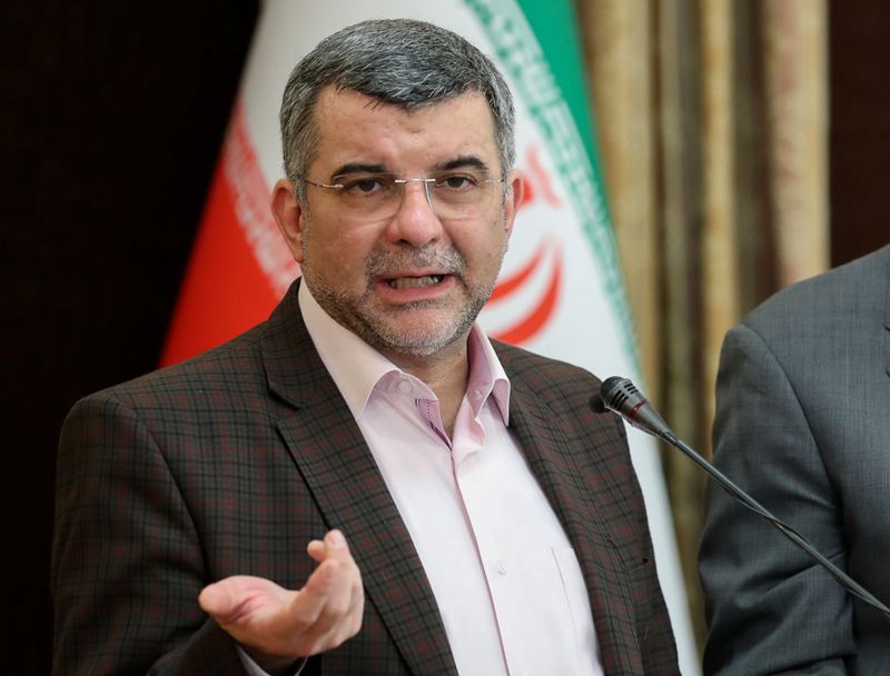 Harirchi refutó la afirmación de un diputado que sostenía que el nuevo coronavirus había provocado la muerte de 50 personas en la ciudad santa de Qom.