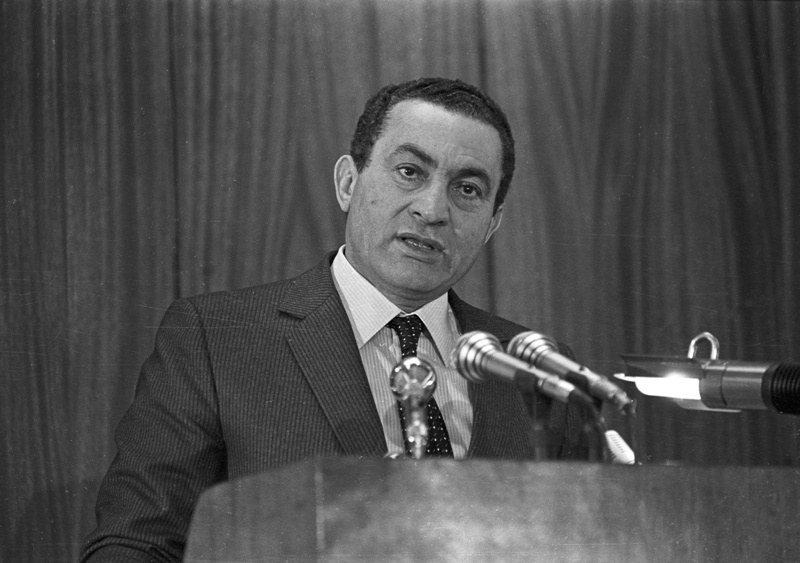 Antes de ser presidente, Mubarak fue el comandante de la Fuerza Aérea Egipcia. (AP)