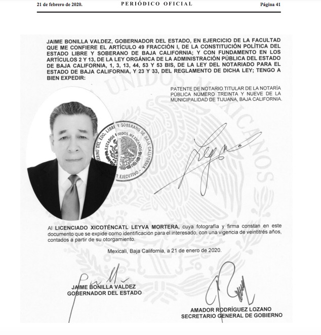 Xicoténcatl Leya Mortera recibió la patente como notario.