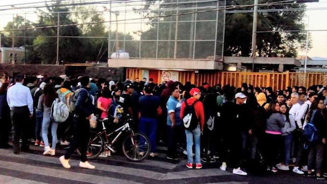 Encapuchados intentan tomar otra vez Prepa 5 de la UNAM