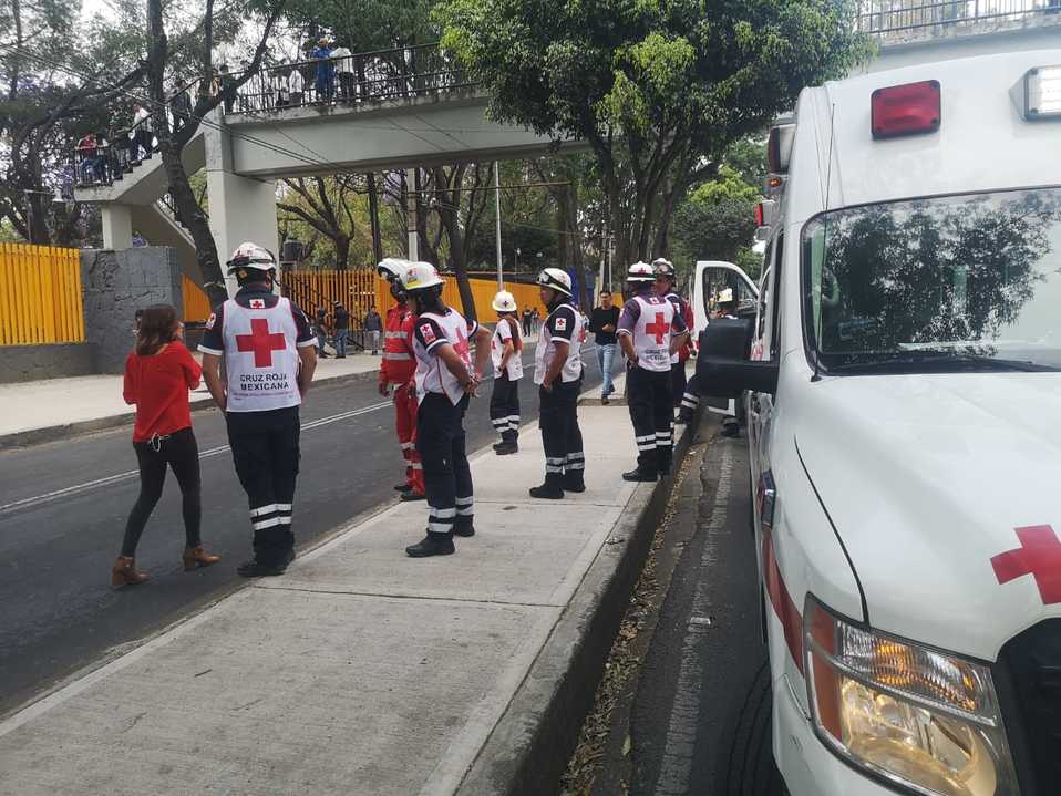 Enfrentamiento en el CCH Azcapotzalco. (César Velázquez)