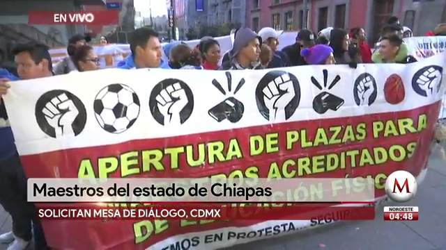 Maestros de Chiapas protestan en Palacio Nacional- Grupo Milenio