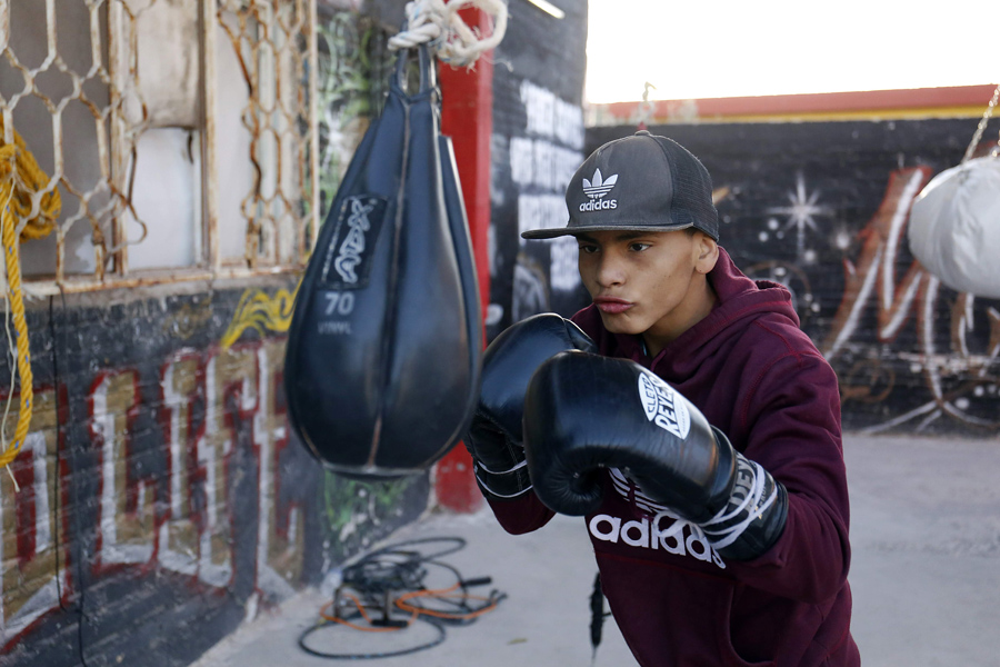 Obed pasa sus tardes entrenando diariamente en el Gimnasio de Box "Mancha" Ramos. (Rolando Riestra)