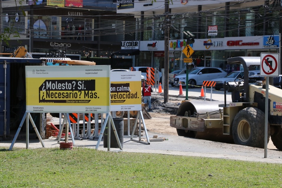 Los trabajadores y comerciantes de la Plaza Maranta, en San Pedro, resultaron afectados debido a las obras de reconstrucción. (Foto: Leonel Rocha)
