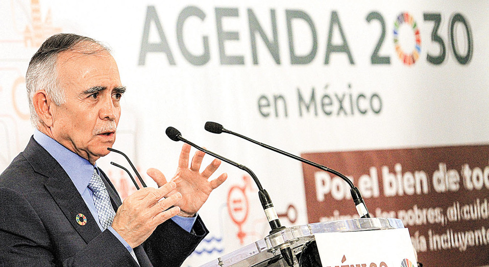 Para el funcionario federal más que crecer, el objetivo es ser un modelo de resultados. (Notimex)
