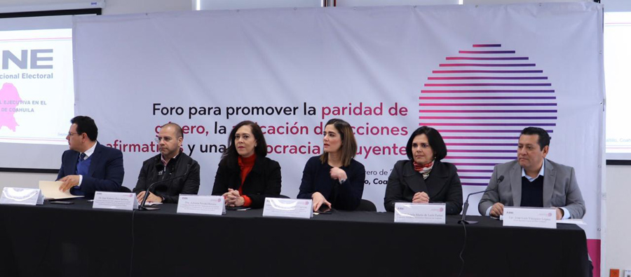 e llevó a cabo en Saltillo, Coahuila el Foro para Promover la Paridad de Género. (Cortesía)