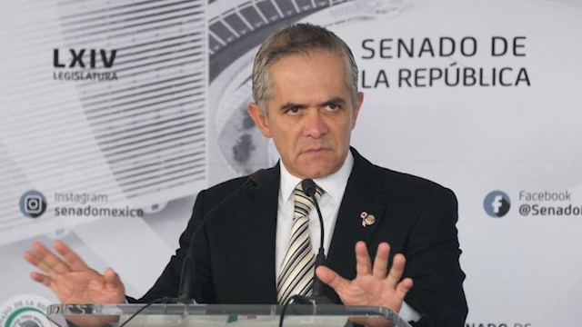 Tras detención de ex colaborador: "que no haya nada político", dice Mancera