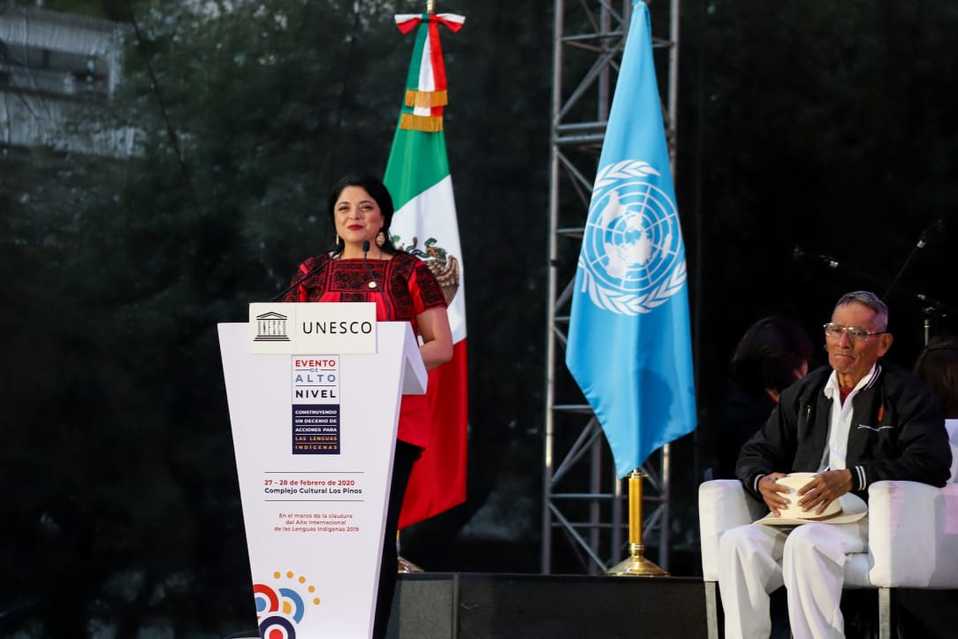 Firman la Declaración de Los Pinos para la salvaguardia de lenguas