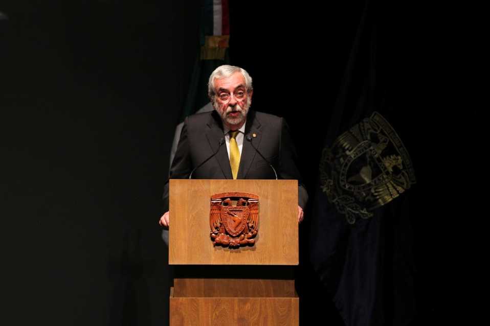 El rector de la UNAM, Enrique Graue, da mensaje a mujeres universitarias, ante casos de violencia de género. (Omar Franco)