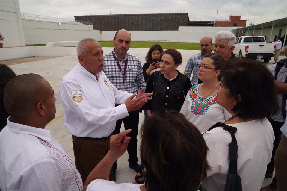 El comisionado Francisco Garduño se reúne con la Comisión de Asuntos Migratorios para recorrer estaciones migratorias. (Especial)