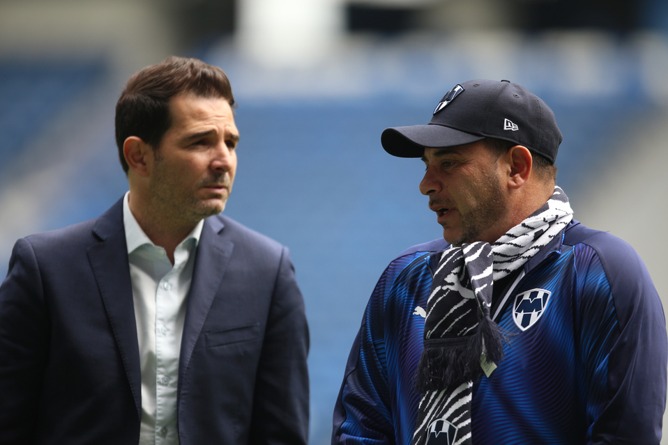 Duilio Davino y Antonio Mohamed (Imago 7)