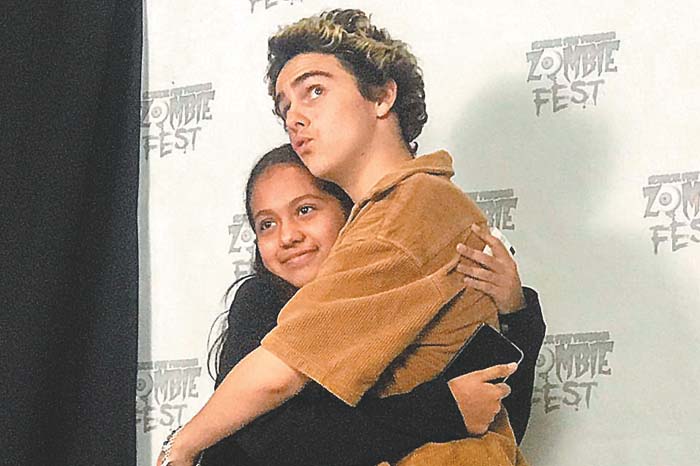 Jack Dylan Grazer fue el más asediado durante la toma de fotografías. Ileana González
