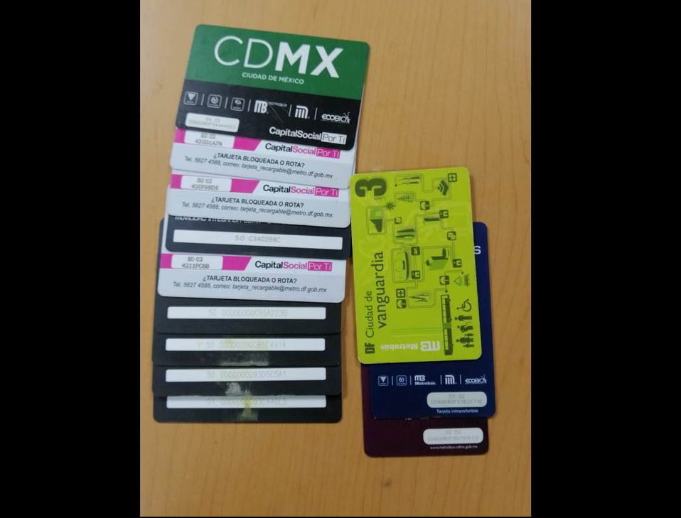 Los acusados tenían 22 tarjetas en su poder. (Espacial)