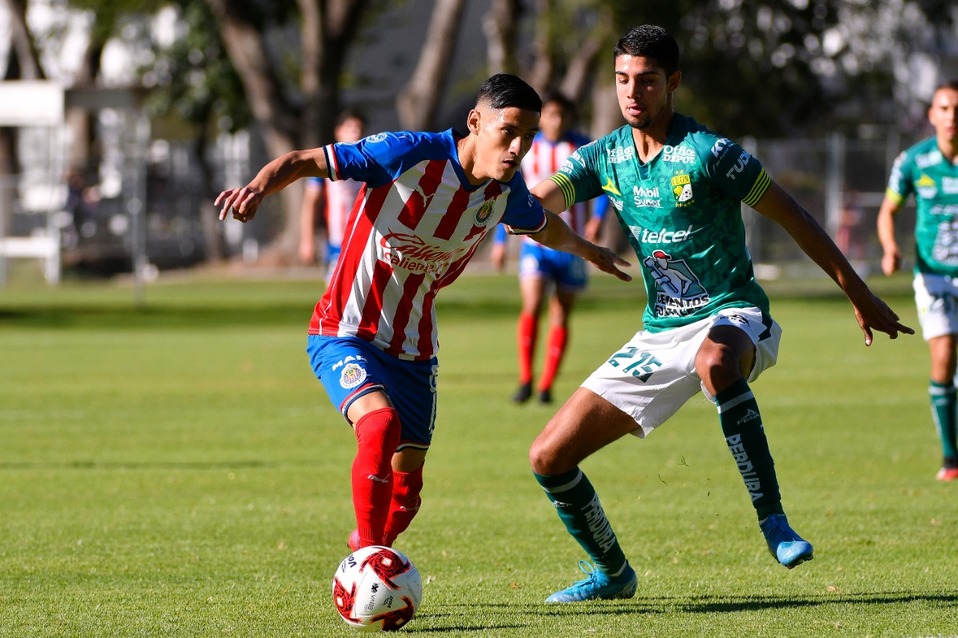 Uriel Antuna con Chivas Sub 20 (Imago 7)