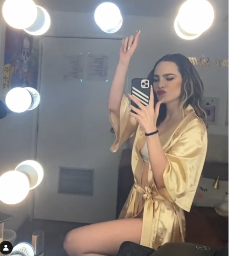 Belinda enamora a internautas con sexy perreo. (Captura)