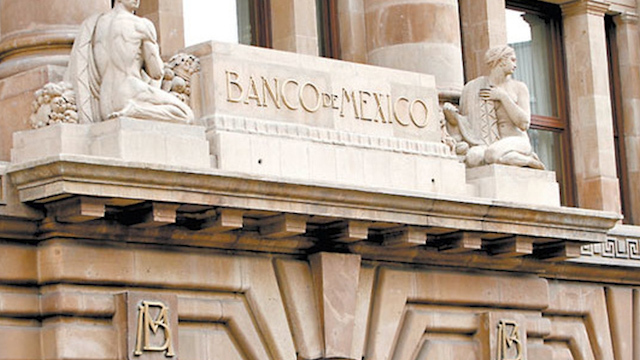 Expertos bajan expectativa de crecimiento de México para 2020 y 2021: Banxico