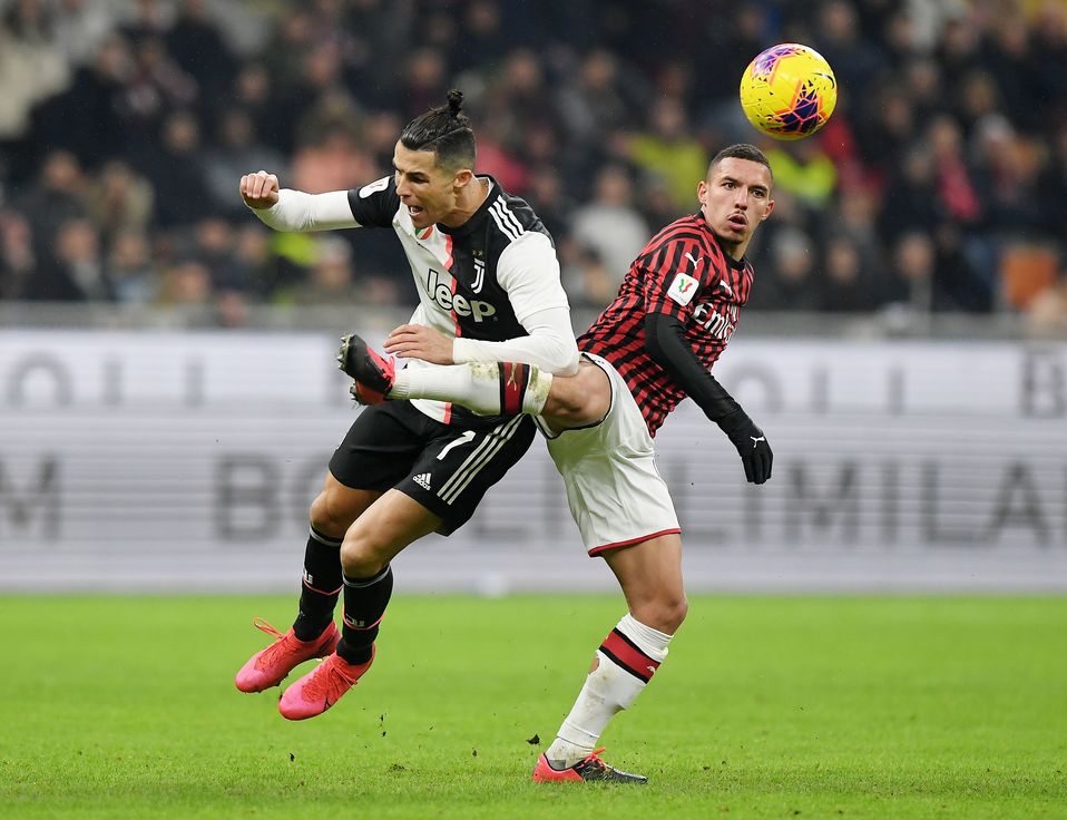 Juventus vs Milan por Copa de Italia, aplazado por coronavirus (Reuters)