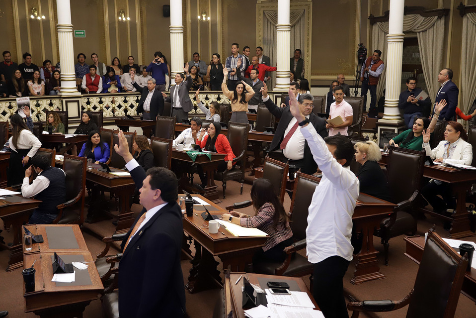 Diputados durante la sesión ordinaria del Congreso del Estado. (Agencia Enfoque)