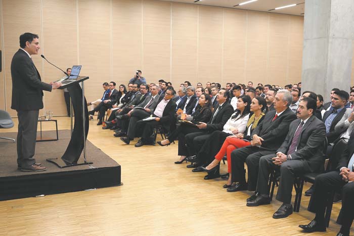 El reporte fue presentado en la UDEM. Roberto Alanís