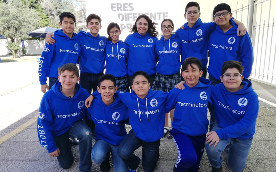 Equipo de TecMinators conformado por alumnos de primer y tercer grado de secundaria. (Liliana Yañez)