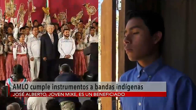 AMLO entrega mil instrumentos a bandas oaxaqueñas