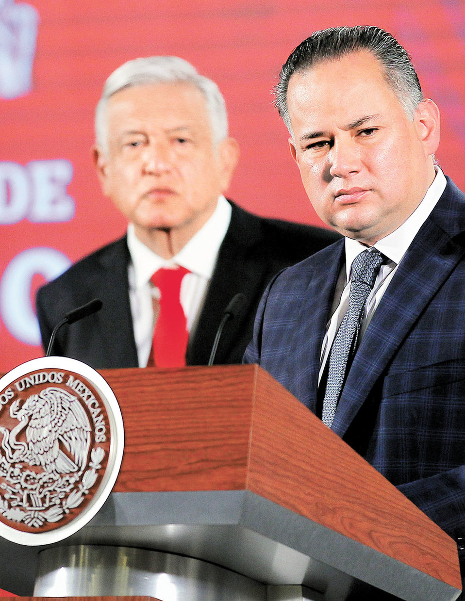 El Presidente y Nieto durante la conferencia en Palacio Nacional. (Notimex)