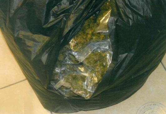 Se encontró dos bolsas con 601 envoltorios. (DIANA BARAJAS)
