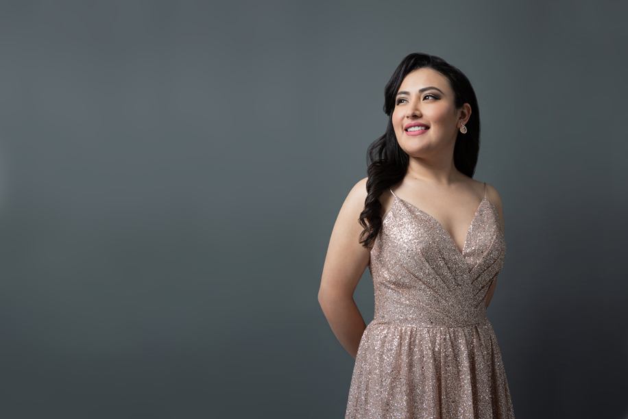 La cantante mexicana tendrá una participación en el aniversario de la Camerata de Coahuila. (Cortesía)