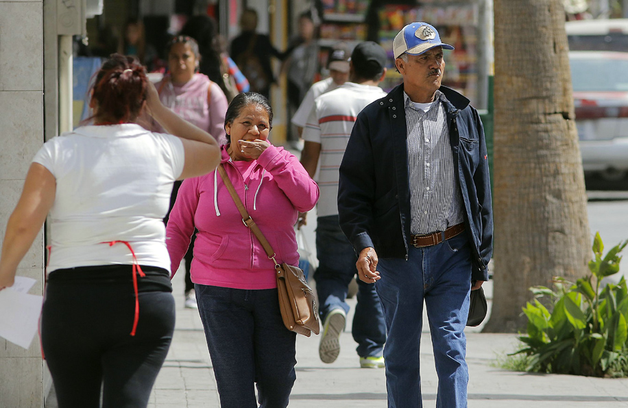 La mayoría de las trabajadoras del Estado tuvieron la decisión de ir a trabajar o no. (Manuel Guadarrama)