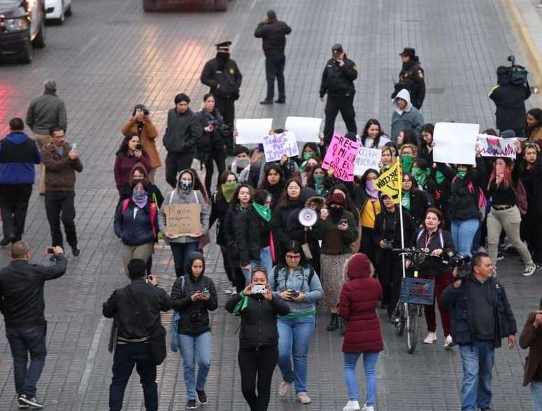 Mujeres manifestando por sus derechos. (Foto: Archivo)