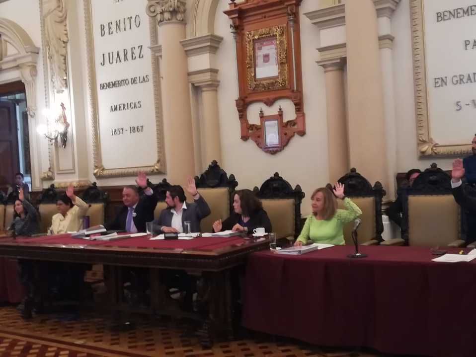 Los regidores avalaron que se busque la reflexión entre los hombres. (Angélica Tenahua)