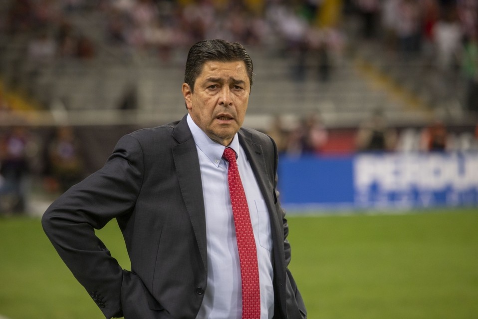 Luis Fernando Tena, durante el partido ante Atlas (Mexsport)