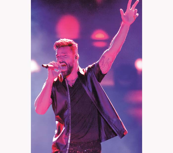El cantante puertorriqueño arranco su gira por México.