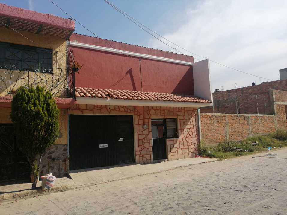 Son tres las casas que fueron aseguradas por parte de la Fiscalía del Estado de Jalisco. (Juan Carlos Munguía)